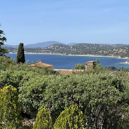 Апартаменты Appart Au Calme Vue Mer *