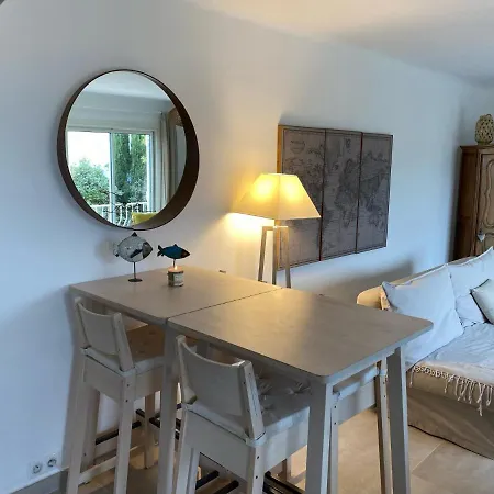 Апартаменты Appart Au Calme Vue Mer *